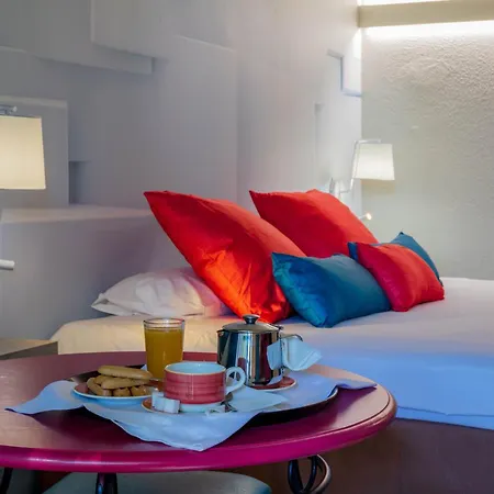 Garrigae Domaine De L'esterel - Piscine & Cinq Mondes 4* Сен-Рафаель