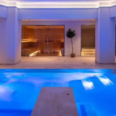 Hotel Garrigae Domaine De L'esterel - Piscine & Cinq Mondes