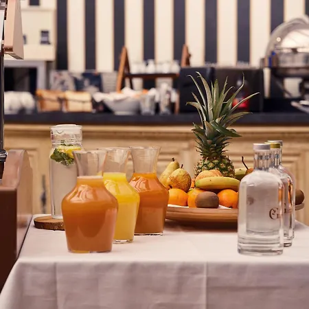 ホテル Garrigae Domaine De L'esterel - Piscine & Cinq Mondes
