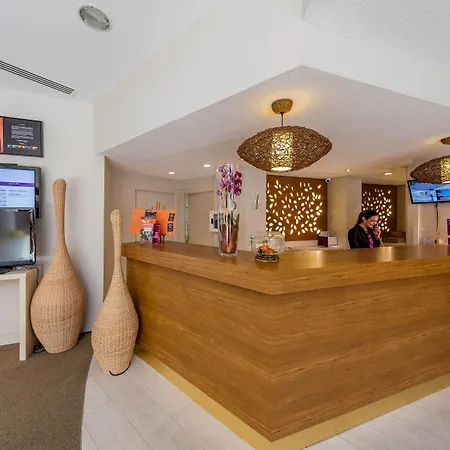 Готель Garrigae Domaine De L'esterel - Piscine & Cinq Mondes