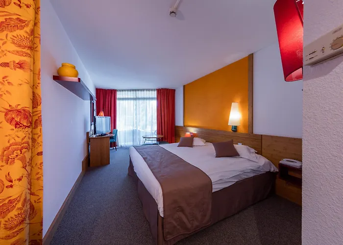 Garrigae Domaine De L'esterel - Piscine & Cinq Mondes Hotell Saint-Raphaël