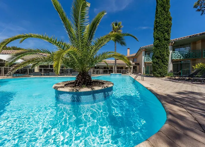 Garrigae Domaine De L'esterel - Piscine & Cinq Mondes Hotell