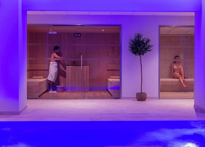 Hotell Garrigae Domaine De L'esterel - Piscine & Cinq Mondes Saint-Raphaël