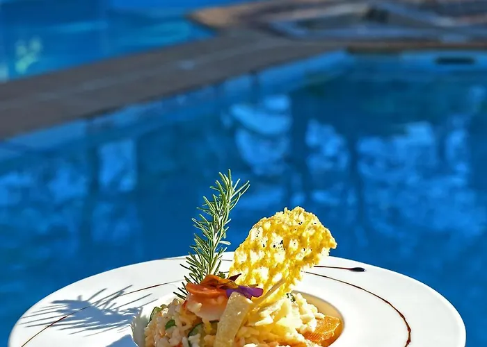 Hotell Garrigae Domaine De L'esterel - Piscine & Cinq Mondes 4*