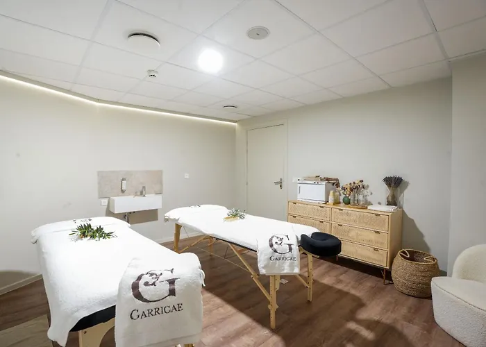 Hotel Garrigae Domaine De L'esterel - Piscine & Cinq Mondes Saint-Raphaël