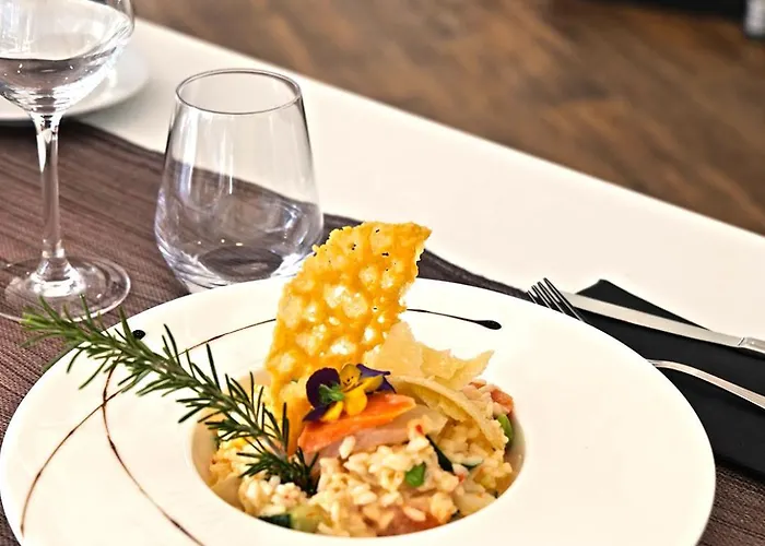 Garrigae Domaine De L'esterel - Piscine & Cinq Mondes Hotel Saint-Raphaël